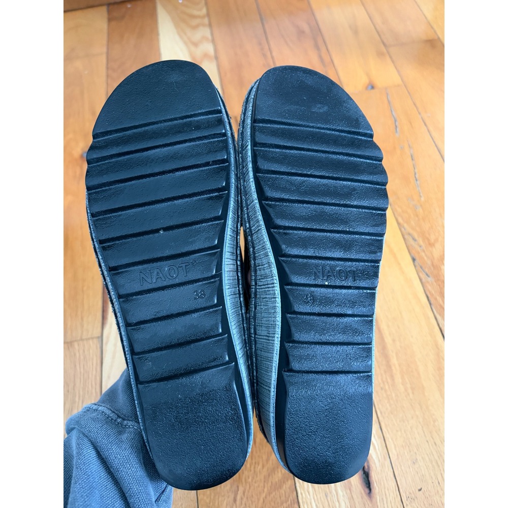 Naot Women's Ardisia leather slide sandals Size 38/US 7 - Picture 8 of 9
